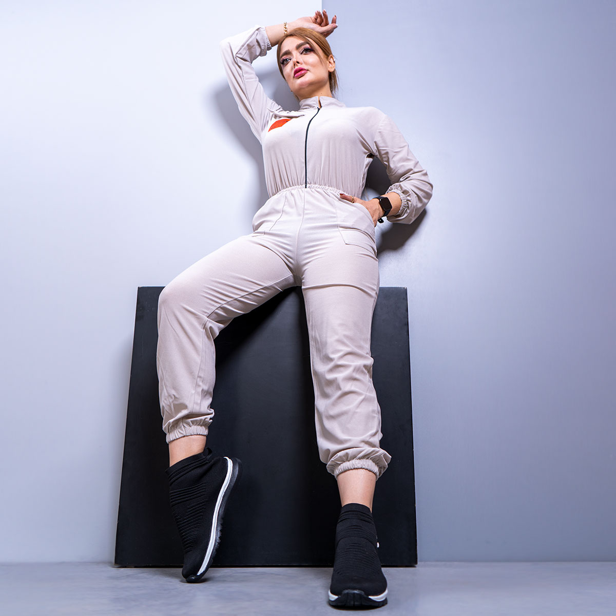 اورال زنانه ahana رنگ طوسی روشن