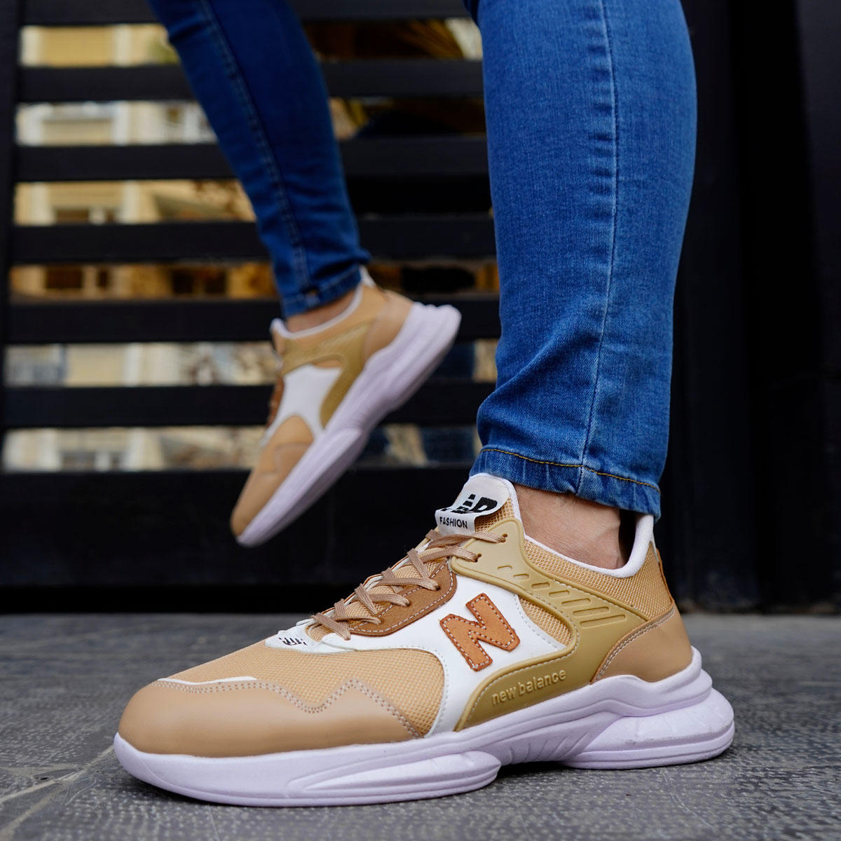 کفش ورزشی مردانه کرمی مدل Nadin