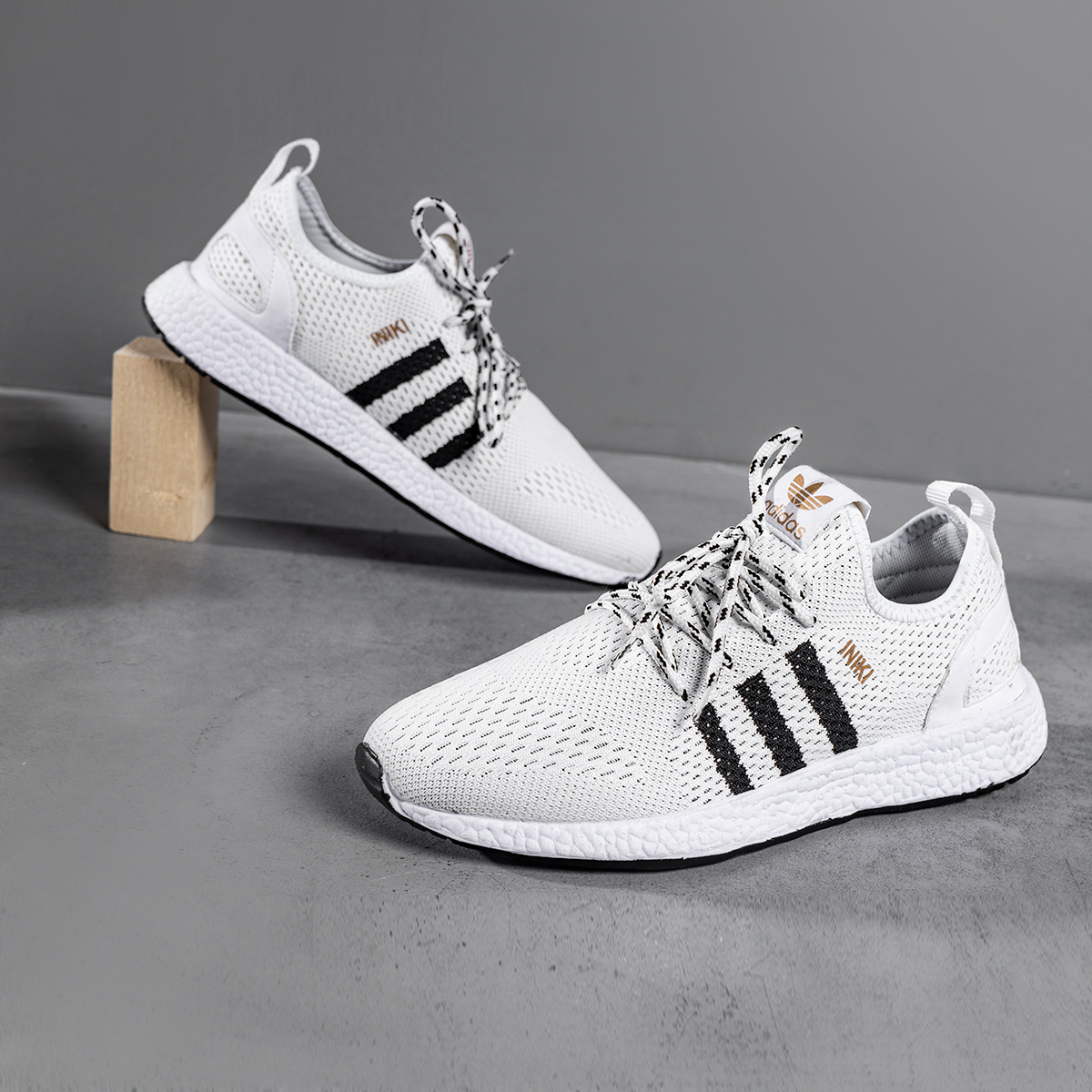 کفش ورزشی Adidas مردانه سفید مدل Unifactor