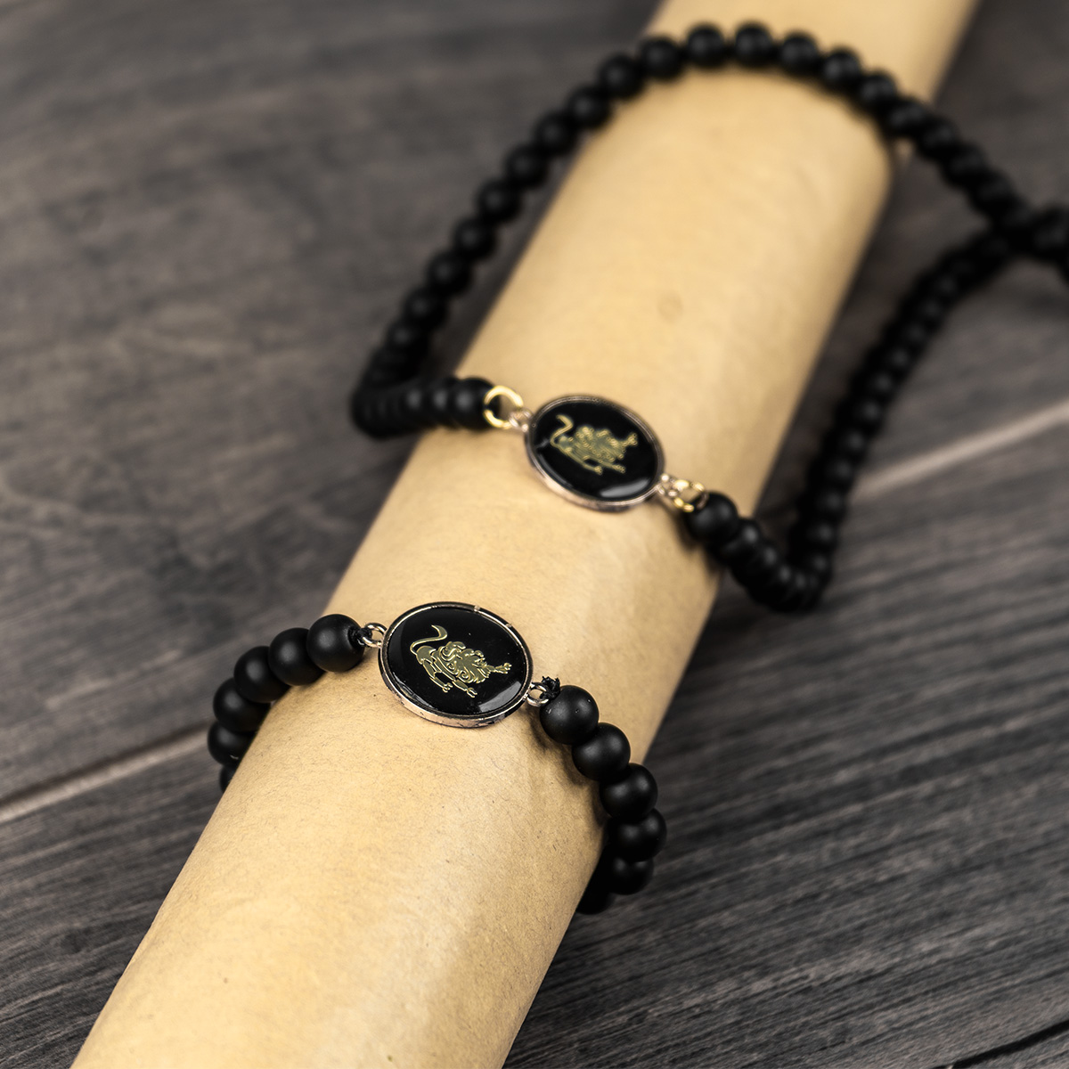 نیم ست مهره ای مشکی مدل Mordad