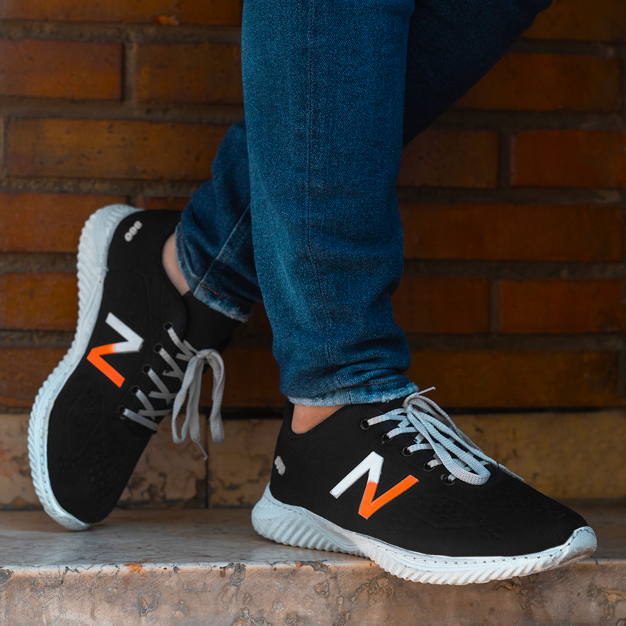 کفش مردانه طرح نیوبالانس مشکی زیره سفید مدل Mani(T)