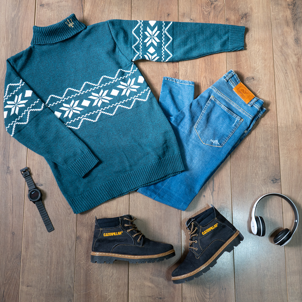 یقه اسکی مردانه کله غازی حاشیه سفید مدل Arja