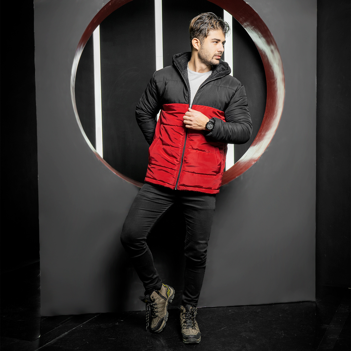 کاپشن مردانه مشکی قرمز مدل Dani