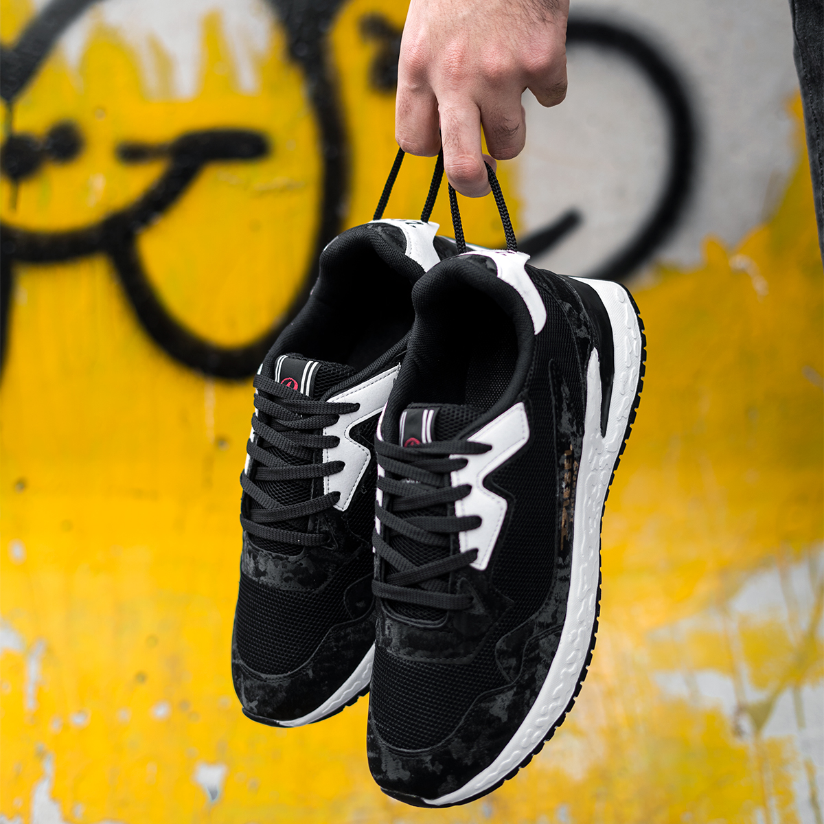 کفش ورزشی مردانه Diesel مدل Viny