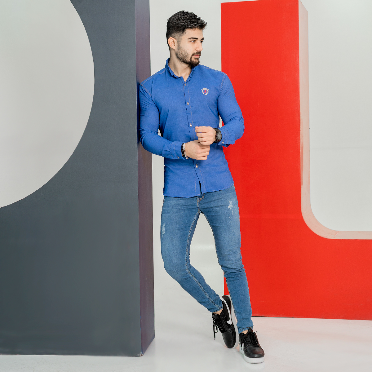 پیراهن آبی مردانه مدل Bezos