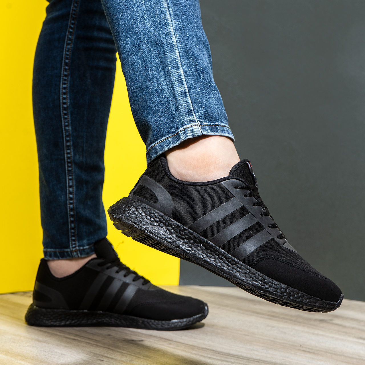 کفش ورزشی آدیداس مردانه مشکی زیره مشکی مدل Hami