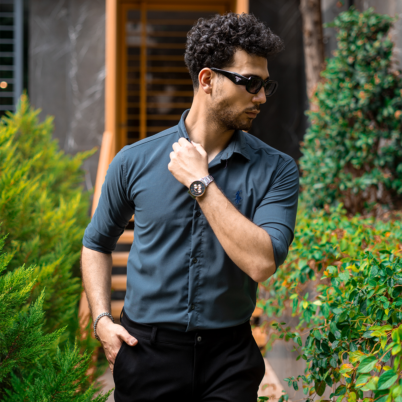 پیراهن مردانه ذغالی مدل VQ