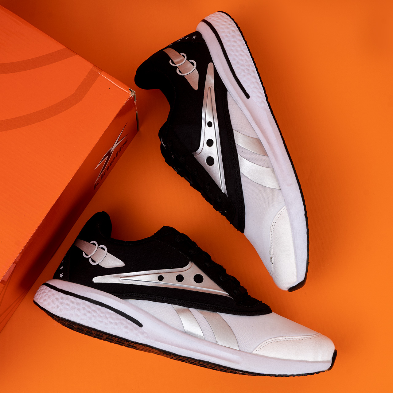 کفش ورزشی ریبوک مشکی سفید مردانه مدل 25CC