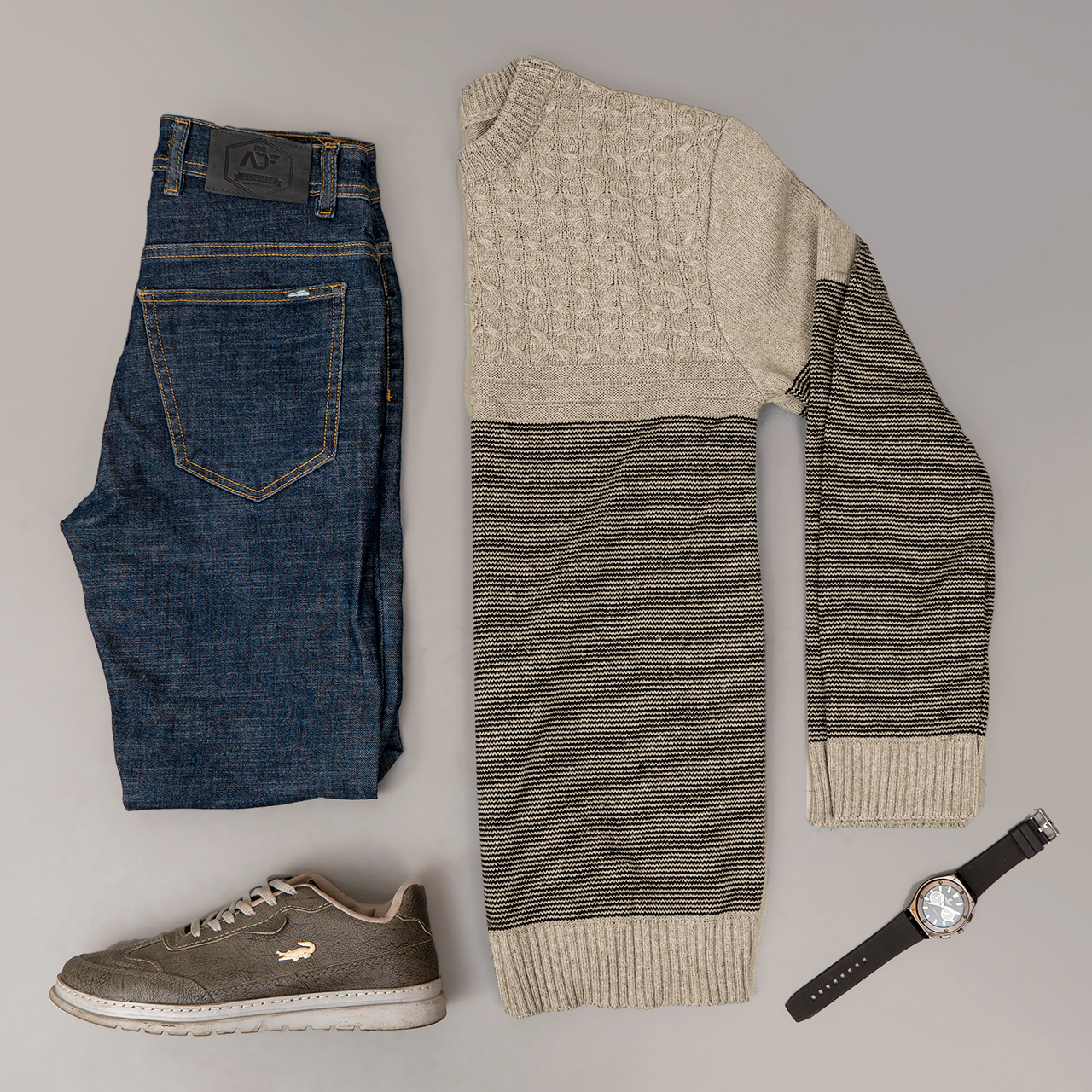 پلیور مردانه راه راه کرم مدل navid