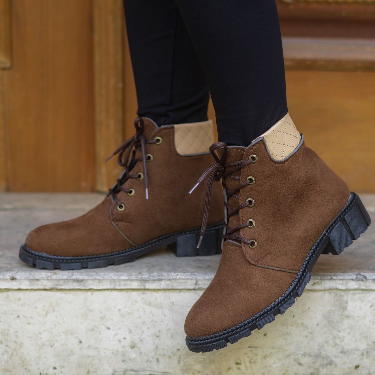 نیم بوت دخترانه نسکافه ای مدل Atena