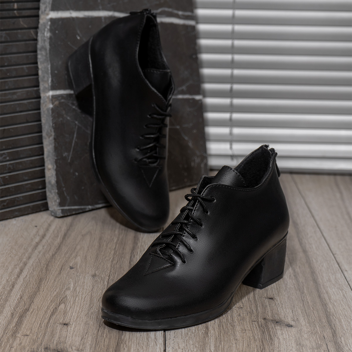 کفش زنانه بندی مشکی مدل Mitra