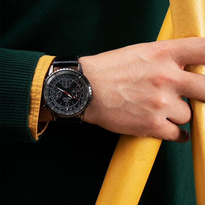 ساعت مشکی صفحه مشکی BREITLING مدل navitimer