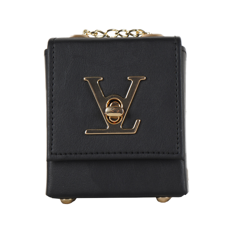 کیف پاسپورتی زنانه مشکی مدل Selena