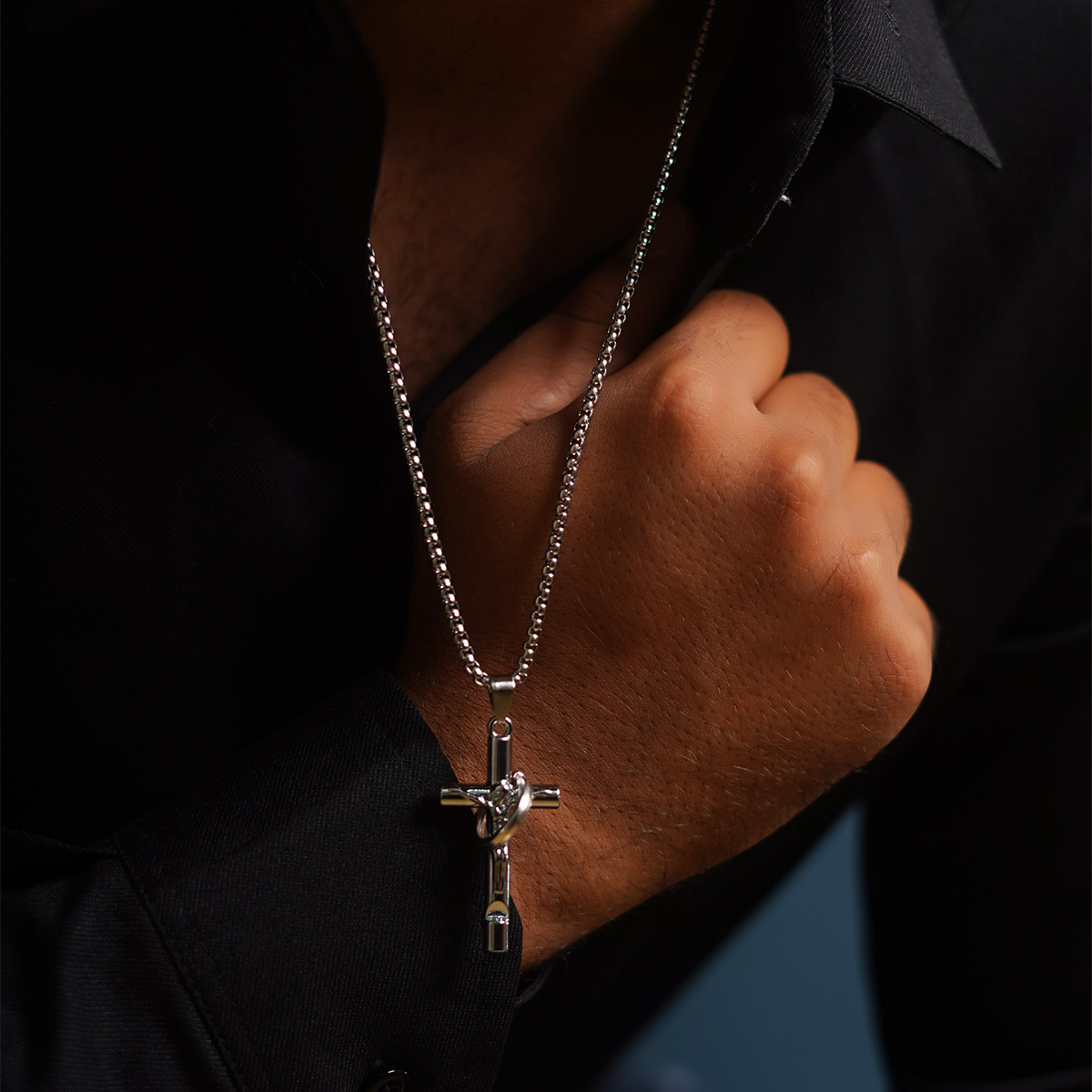 گردنبند نقره ای مدل Salib-R