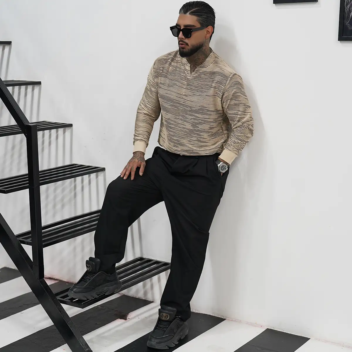 تیشرت آستین بلند یقه کوبایی کرم مدل Nivad