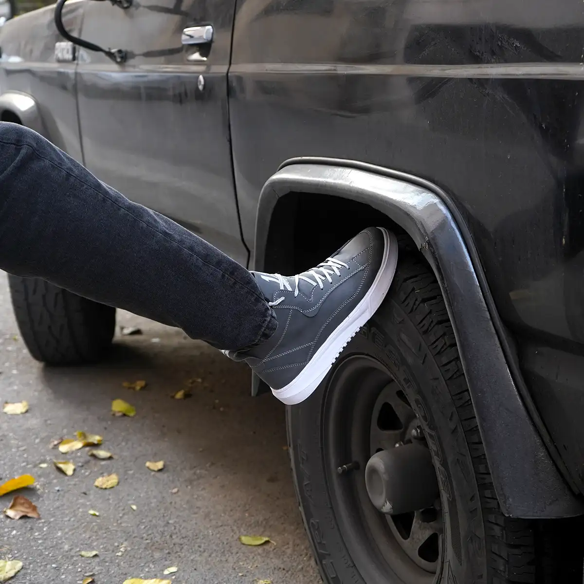 کفش ساقدار مردانه طوسی مدل 11qp