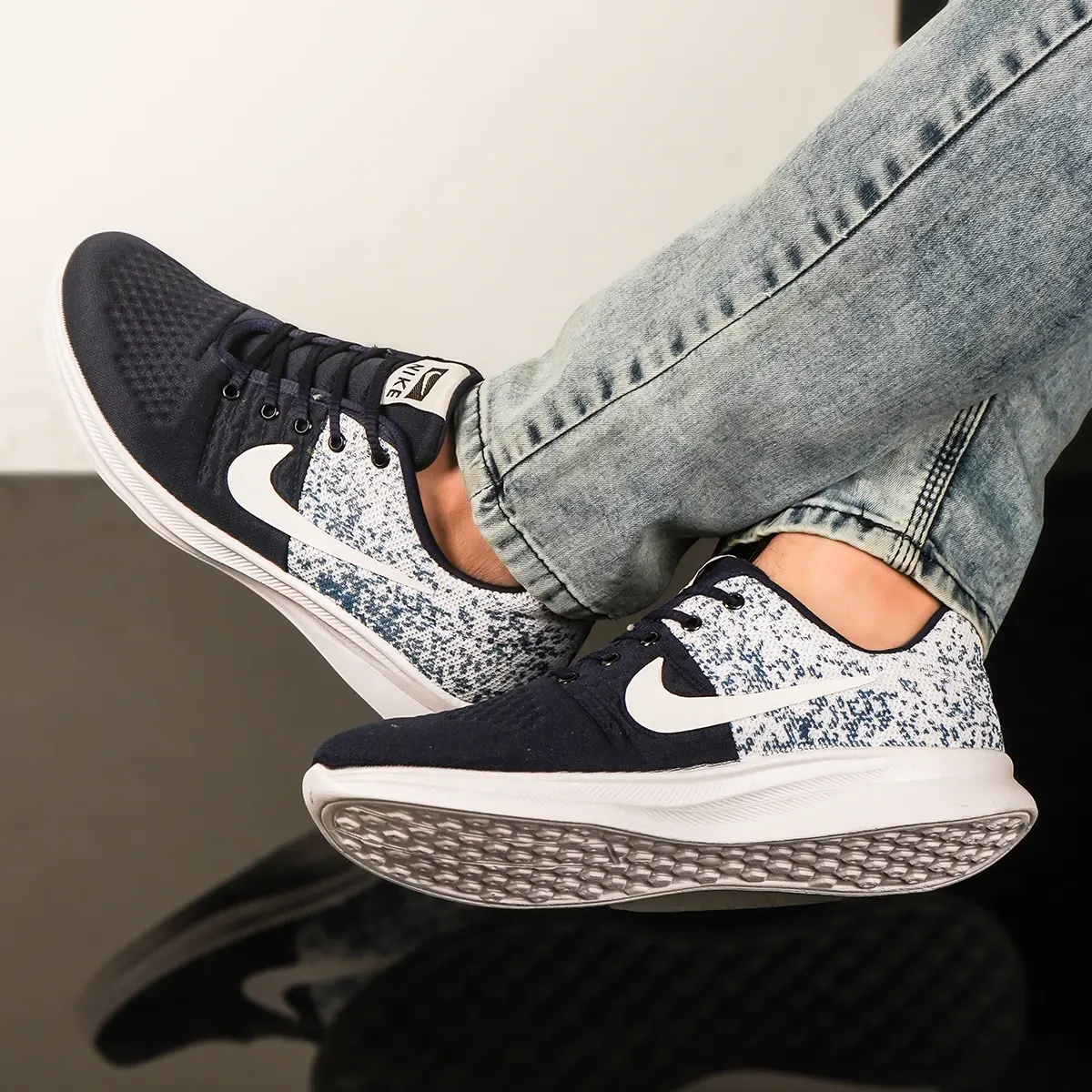 کفش ورزشی نایک سرمه ای مردانه مدل Saber