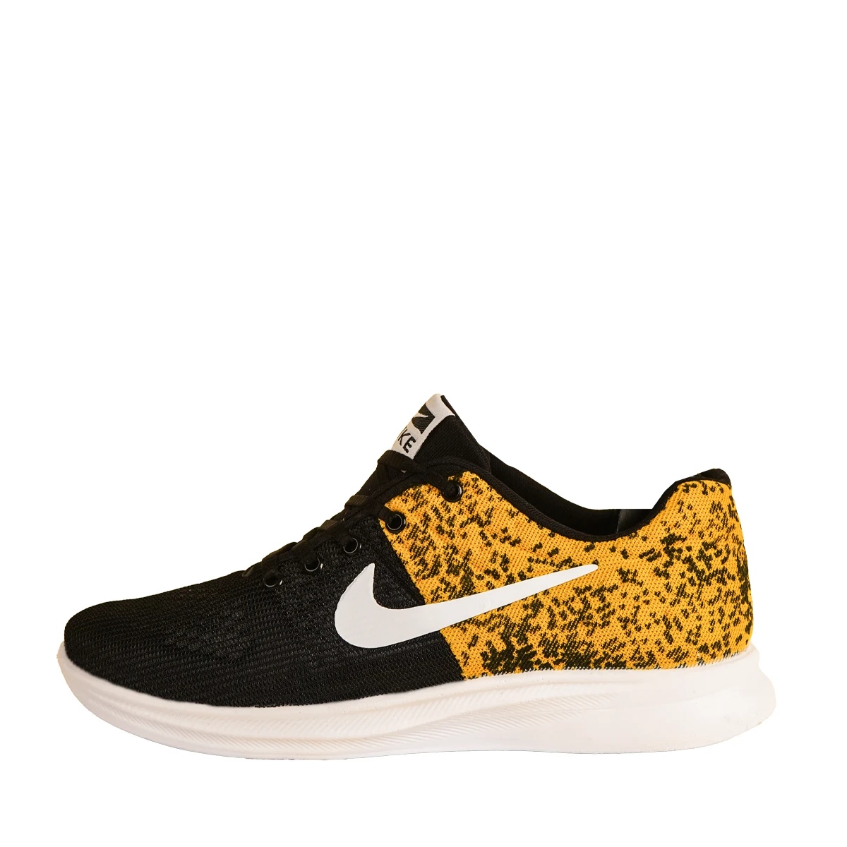 کفش ورزشی نایک مشکی زرد مردانه مدل Saber