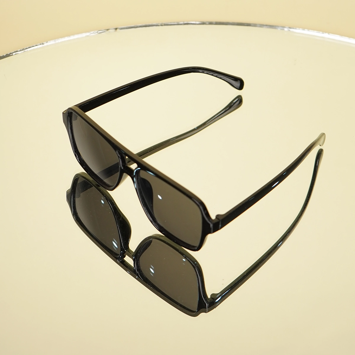 عینک آفتابی مشکی مدل Ervin