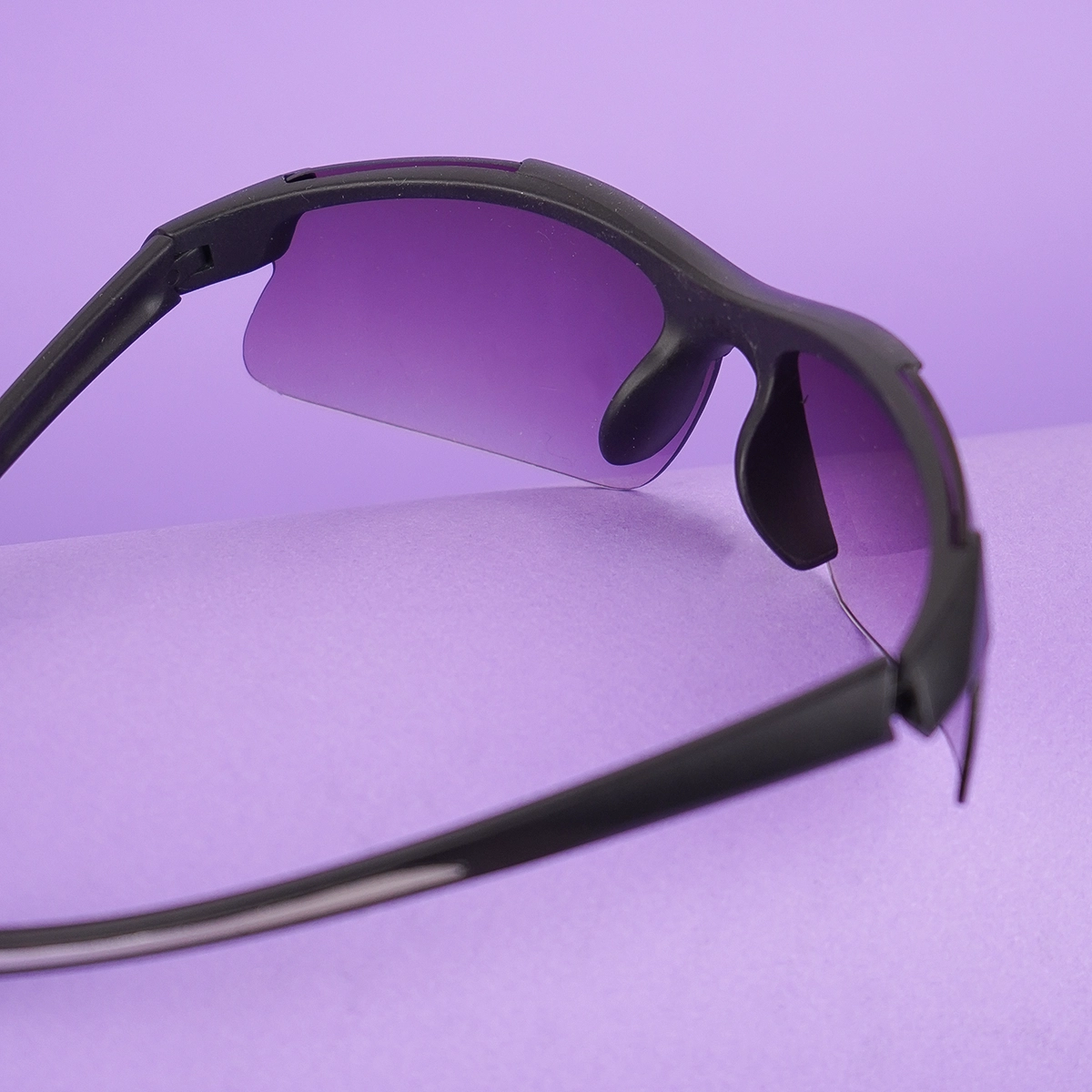 عینک شیشه بنفش مدل Kian