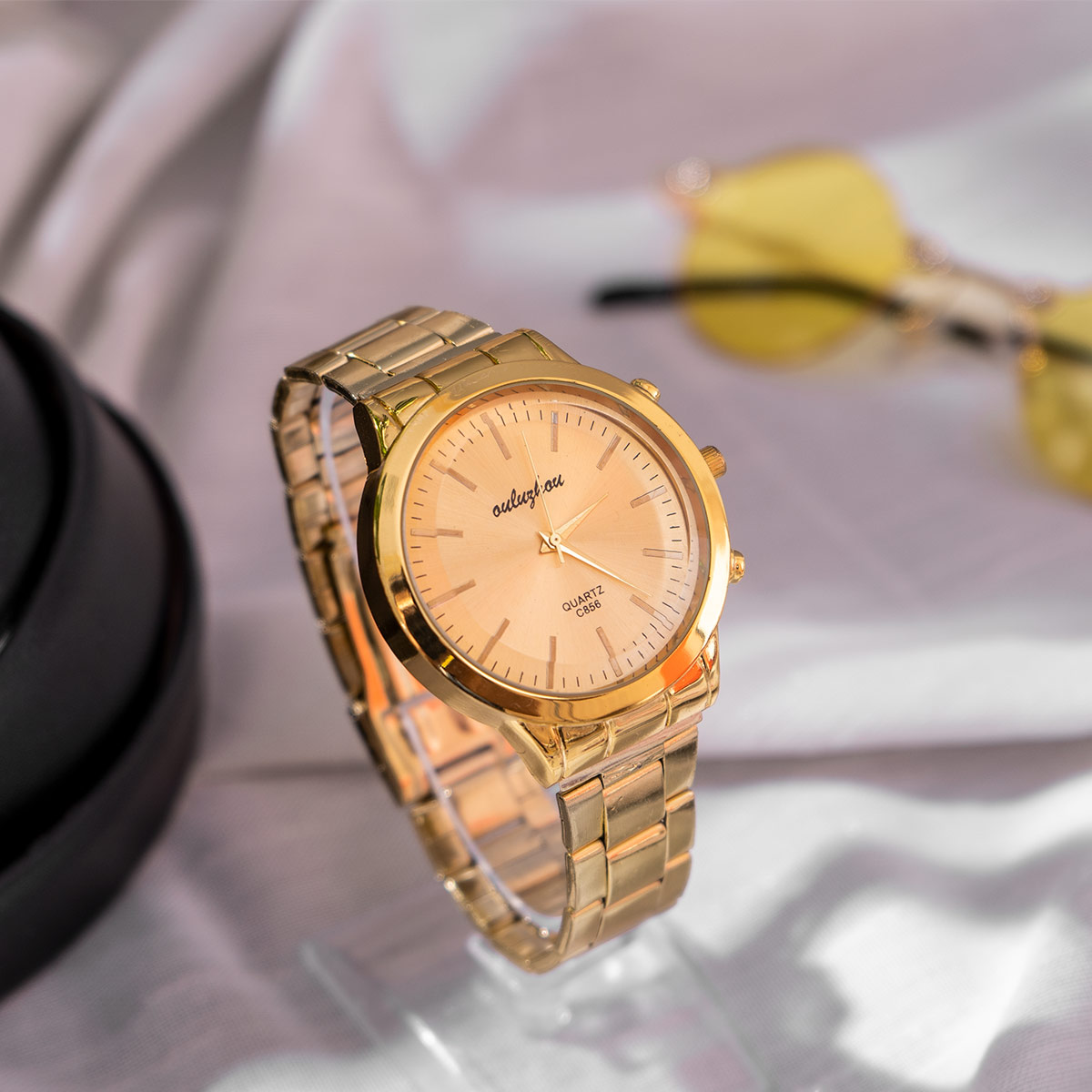 ساعت طلایی فلزی مدل Palitan