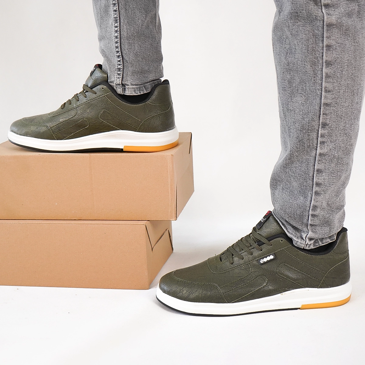 کفش مردانه ecco سبز مدل Viksa