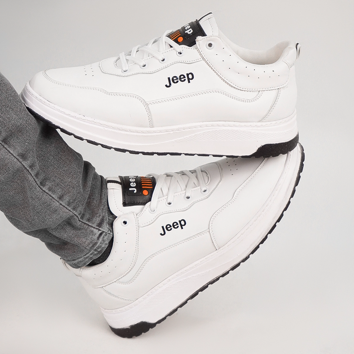 کفش اسپرت مردانه سفید مدل jeep