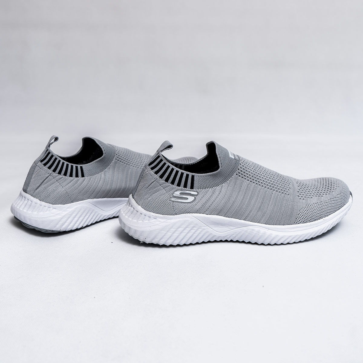 کفش ورزشیSKECHERS مردانه طوسی روشن مدل Balini-